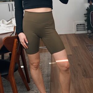 Vitality Cloud II 7” Inseam Bike Shorts